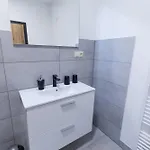 Kamence بيت ضيافة 4*