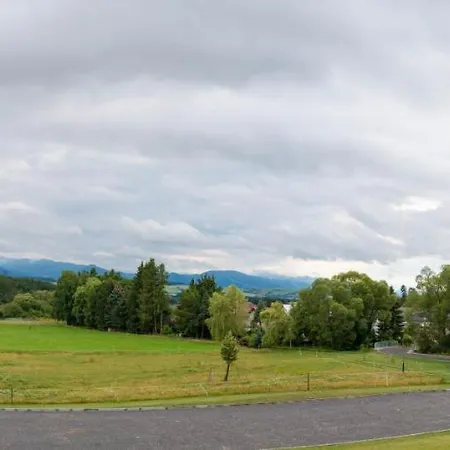 Kamence בית הארחה Liptovský Mikuláš