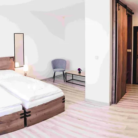 Kamence Lipótszentmiklós