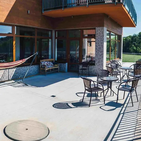 Kamence 3* Lipótszentmiklós