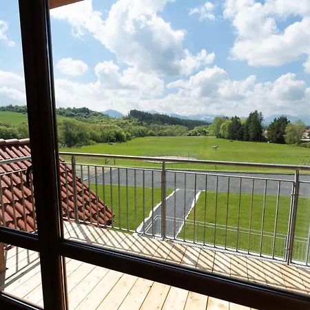 Kamence 3* Lipótszentmiklós